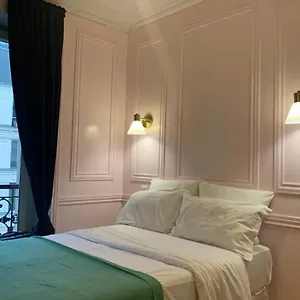 Apartamento 5 District Luxembourg Gardens, París